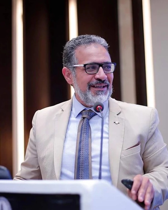 د. عمرو شاكر